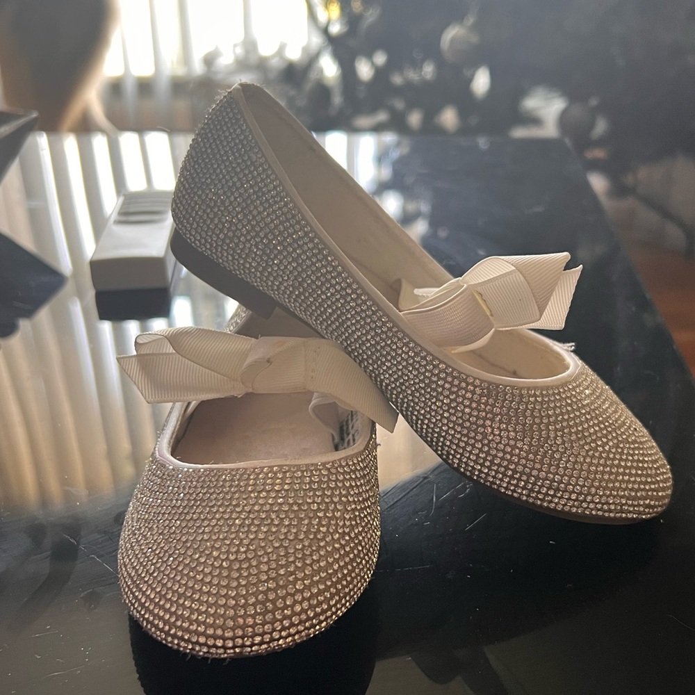 Flower girl shoes size 12Y